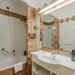 Hotiday Collection - Porto Azzurro Hotel