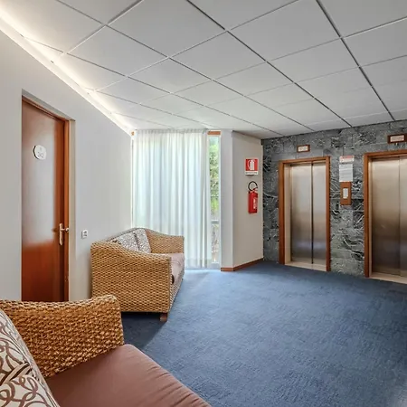 מלון Hotiday Collection - Porto Azzurro 4*