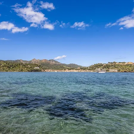 Hotiday Collection - Porto Azzurro מלון